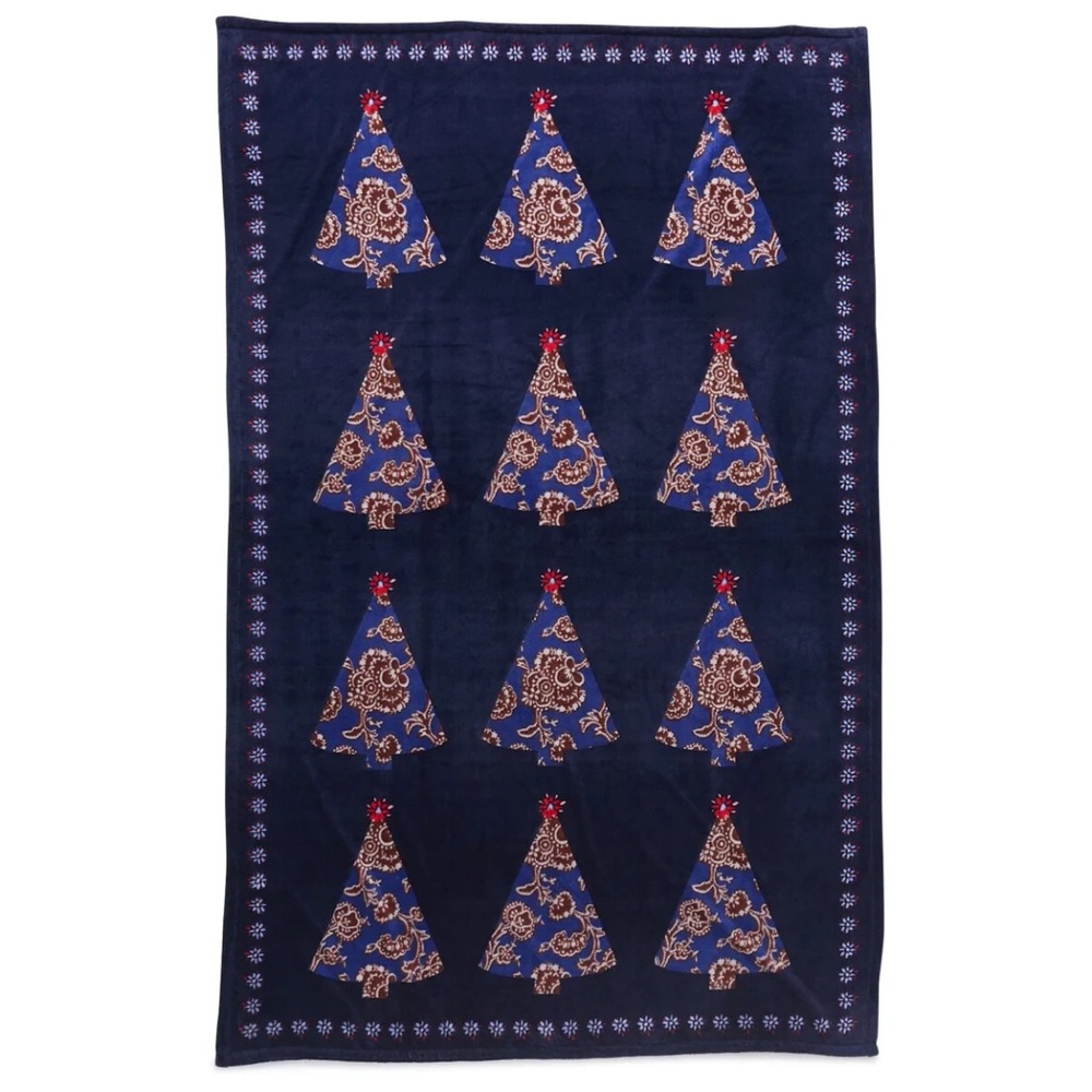 Vera Bradley Essential Throw Blanket Holiday Tree Peacoat